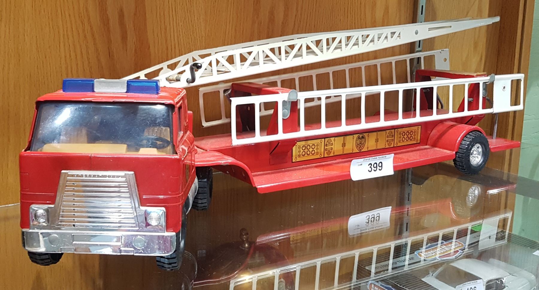 ertl fire truck