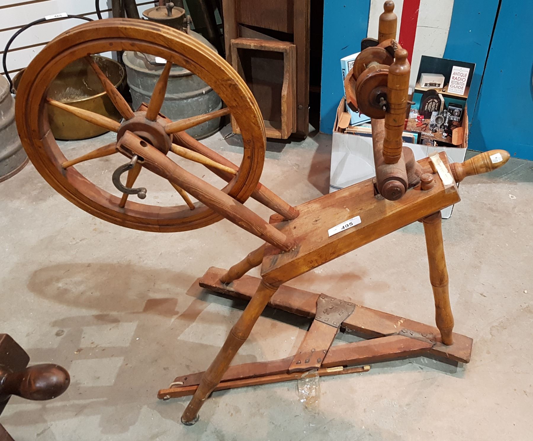 ANTIQUE SPINNING WHEEL