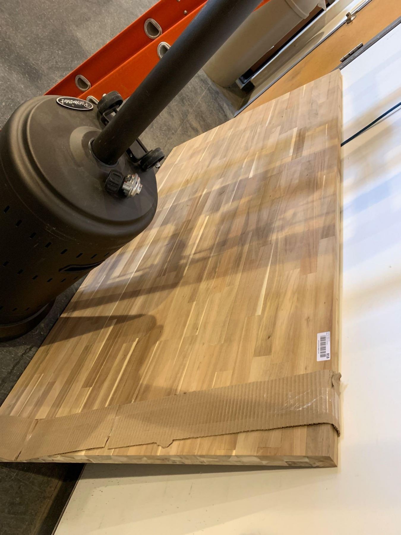 72x46 acacia laminated butcher block counter top