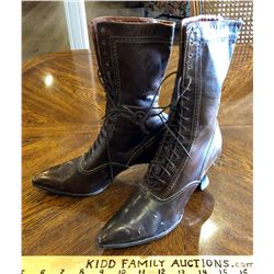 VINTAGE LADIES LEATHER BOOTS - NO SIZE