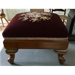 ANTIQUE NEEDLE POINT FOOT STOOL