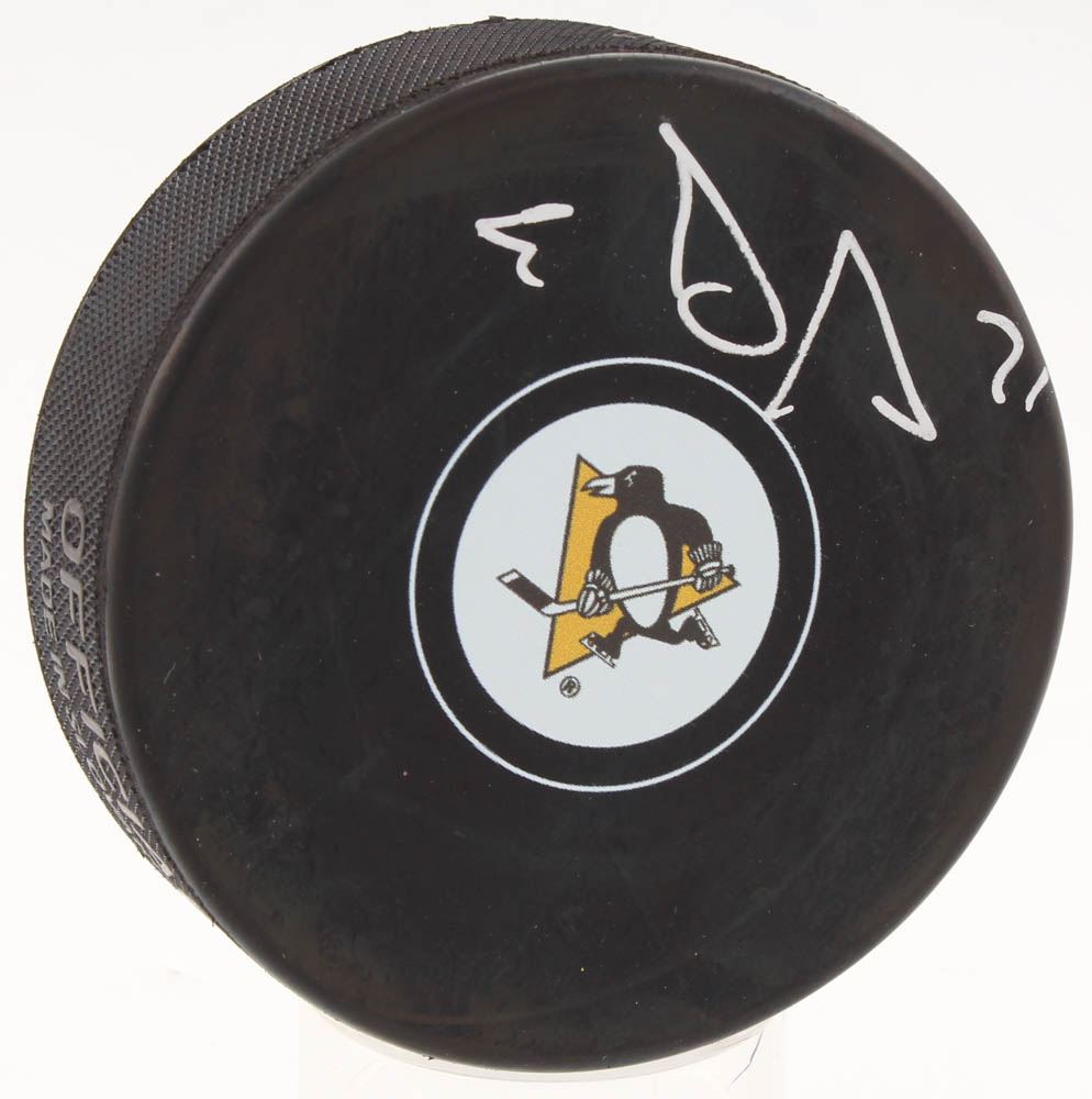 Evgeni Malkin Signed Pittsburgh Penguins Hockey Puck (Your Sports Memorabilia Store COA)