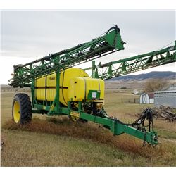 Summers pull-type 110’ field sprayer, Raven controller