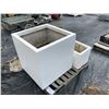 Image 1 : 2 WHITE DECORATIVE SQUARE PLANTER POTS