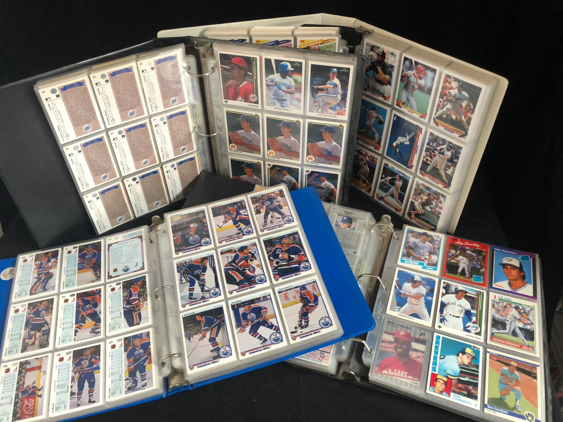 HOCKEY TRADING CARDS LOT (FULL BINDERS)