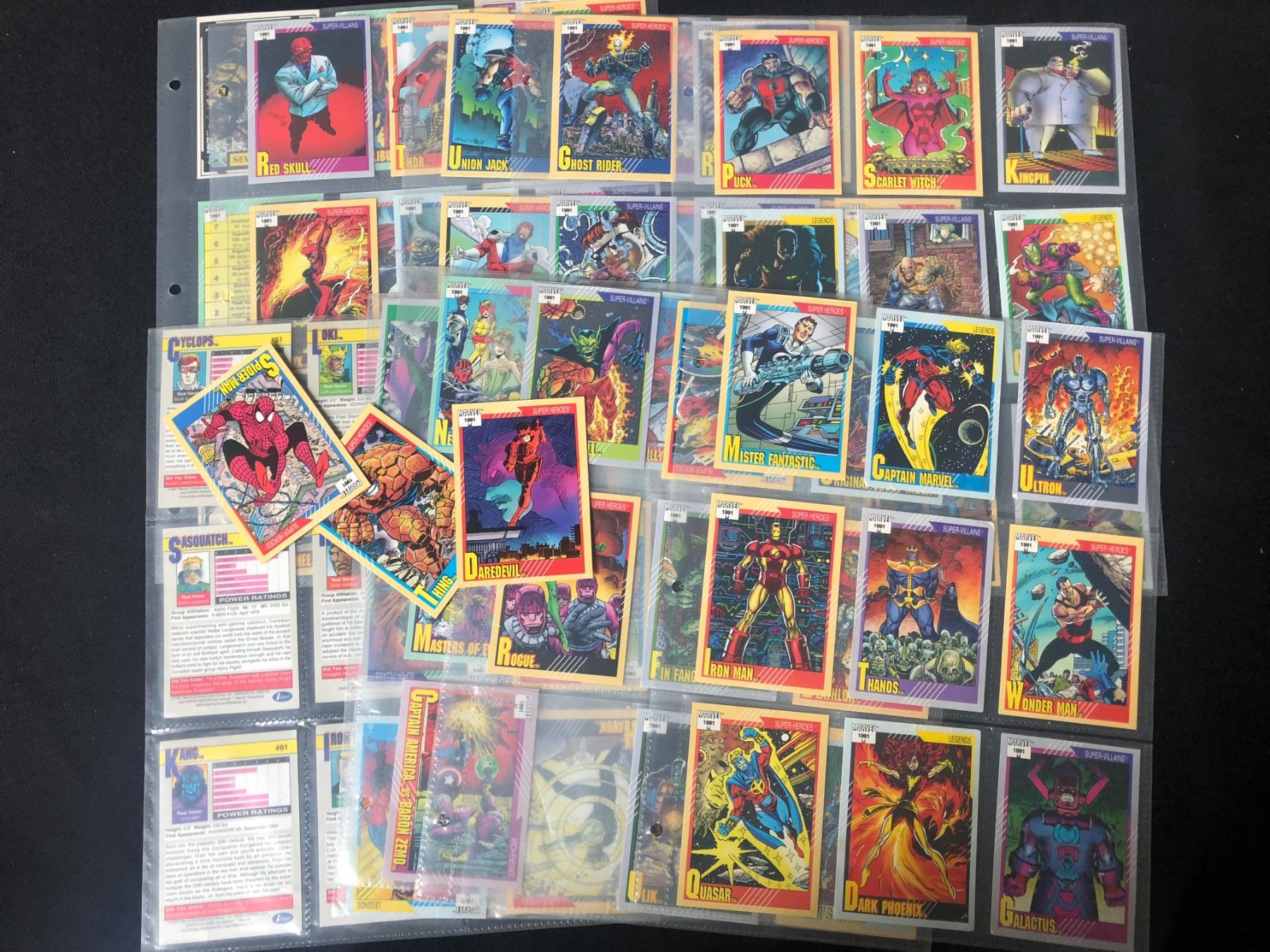 SUPER-HEROES TRADING CARDS LOT