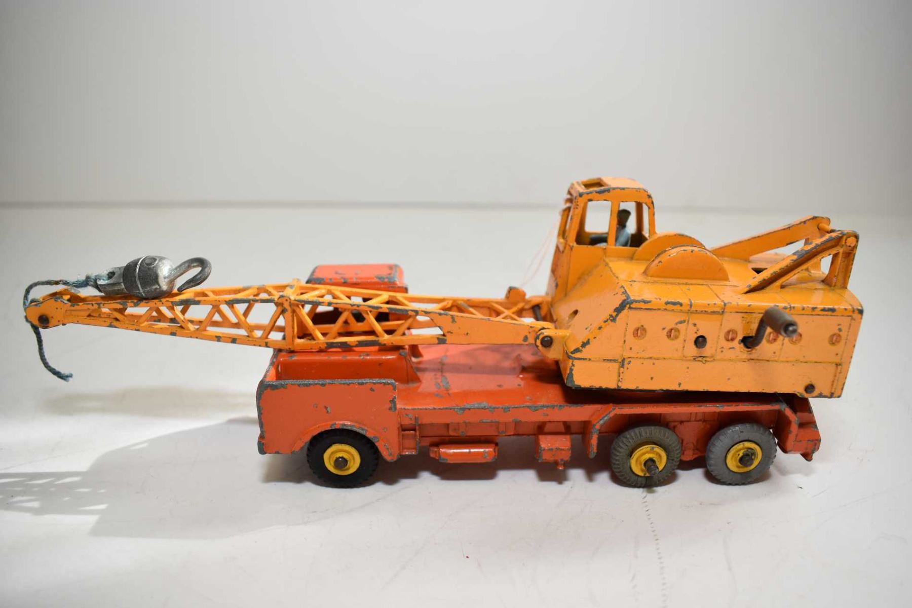 Dinky #972 20 tonne lorry mounted crane with box – SirTN toys inc. A Dinky #972 20 tonne lorry mounted crane with box – SirTN toys inc. A