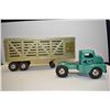 Image 2 : Structo Cattle Farms Inc. truck and trailer with tailgate, in good condition, 20" in length