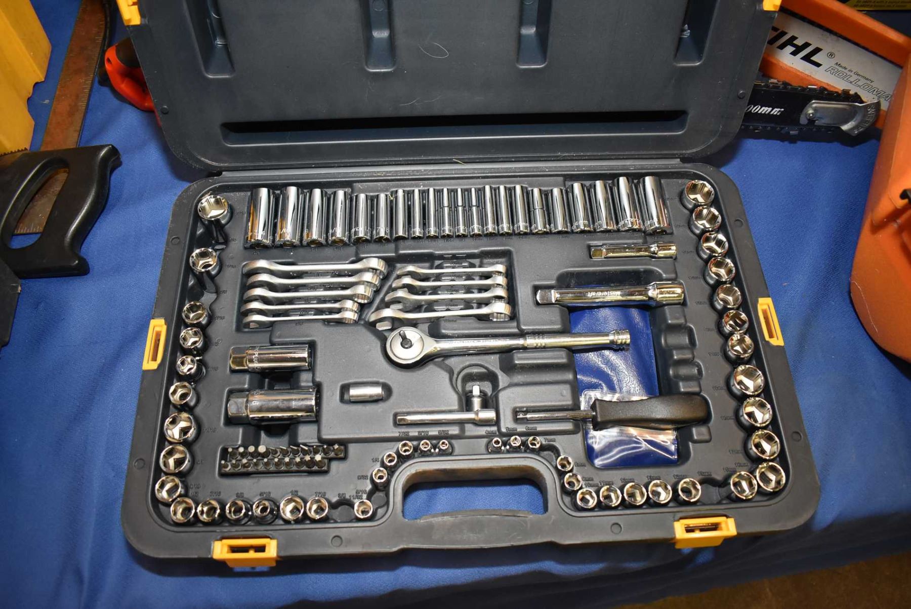 Mastercraft tool box set Clearance
