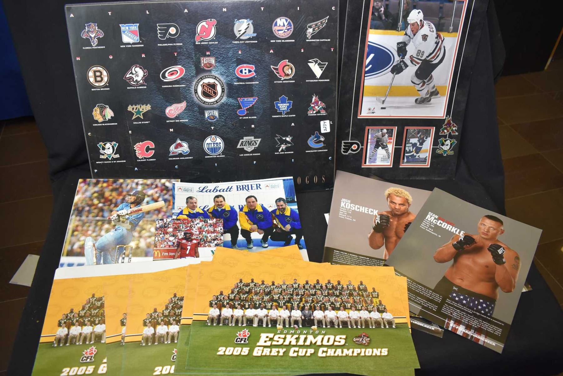 Sports Collection Images Selection of sports collectibles including promo photos, magazines ...