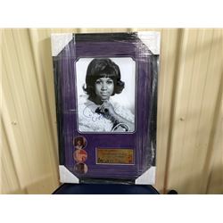 11 x 14 ARETHA FRANKLIN AUTOGRAPHED PHOTO WITH COA. THE QUEEN OF SOUL