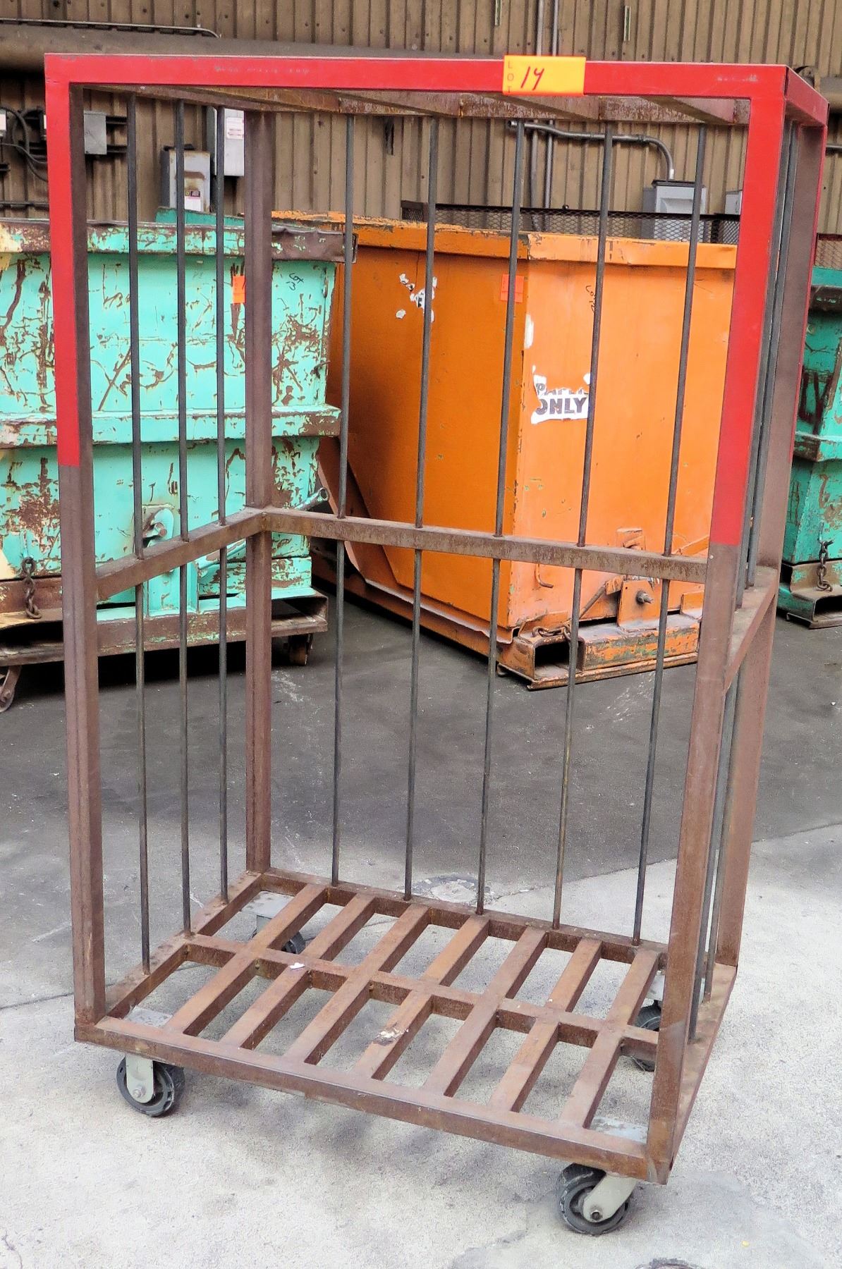 Heavy Duty Metal Rolling Rack, 39