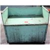 Image 1 : Metal Rolling Work Table