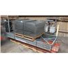 Image 34 : Pallet Racking: Approx. 50 Uprights, Approx. 304 Crossbeams, Approx. 258 Decking