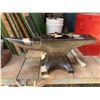 Image 1 : 200 lb +/- Anvil