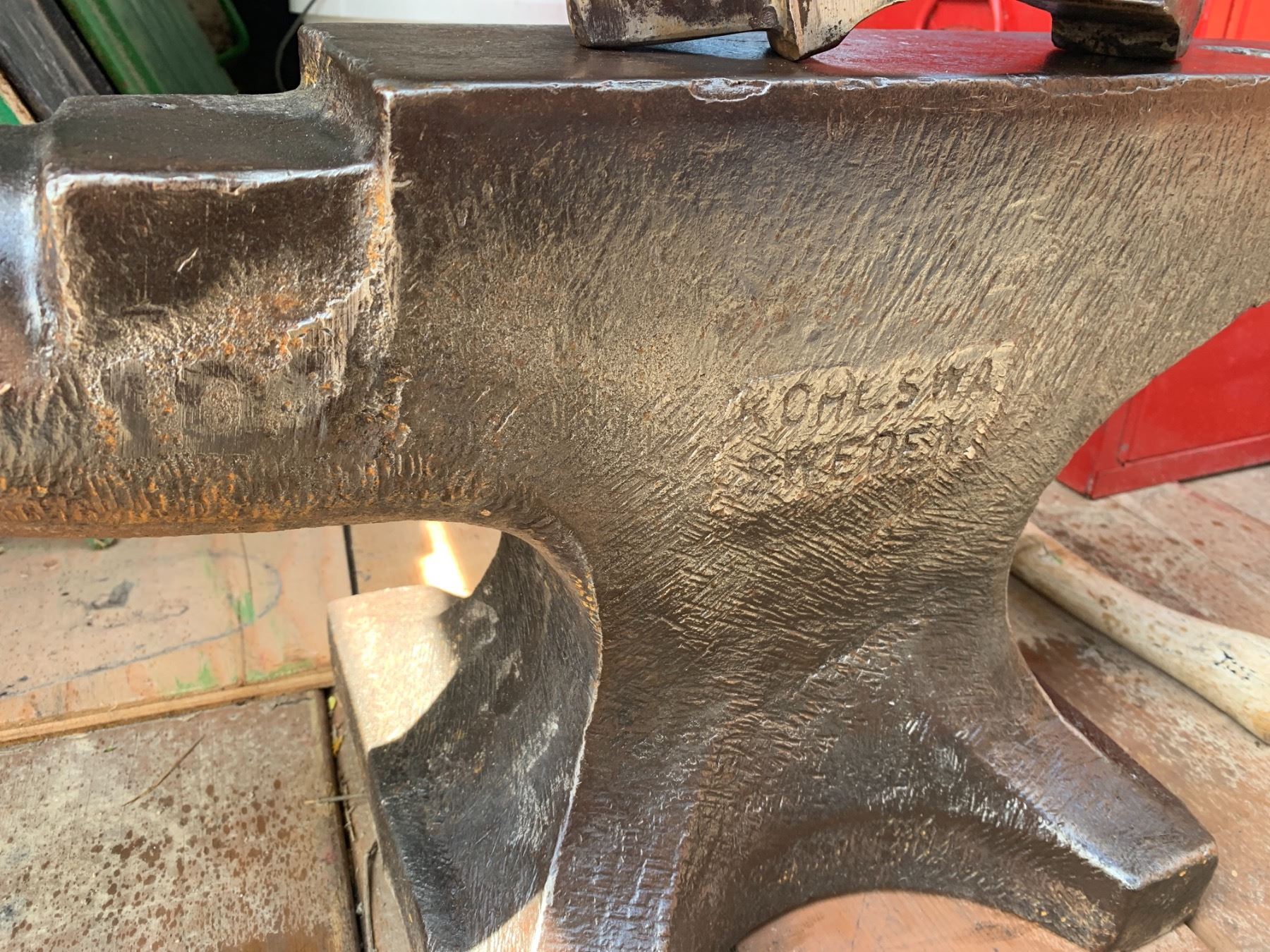 200 lb +/ Anvil