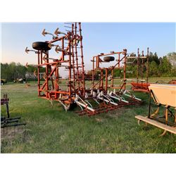 807 Co-op 25 ft Deeptiller