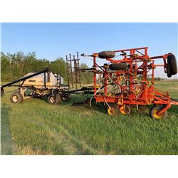 1991 Bourgault 8800 air seeder w/2155 Bourgault Air Tank