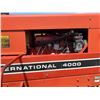 Image 4 : International 4000 SP Swather