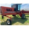 Image 7 : International 4000 SP Swather