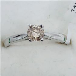 95) 14K WHITE GOLD DIAMOND RING