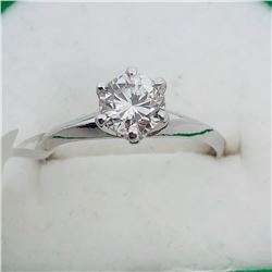 98) 14K WHITE GOLD DIAMOND RING