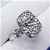 Image 2 : 122) STERLING SILVER FLOWER PATTERN RING