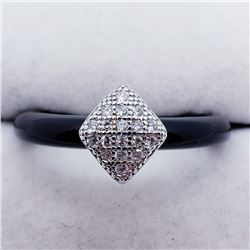 126) BLACK ONYX & CUBIC ZIRCONIA RING