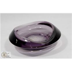 VINTAGE PURPLE ART GLASS.
