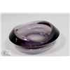 Image 1 : VINTAGE PURPLE ART GLASS.