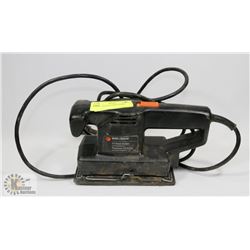 BLACK AND DECKER SANDER