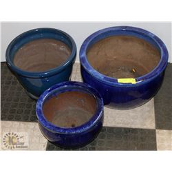 THREE FLOWER POTS
