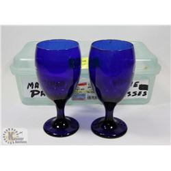 PAIR OF WINE GLASSES COBALT BLUE COLOR