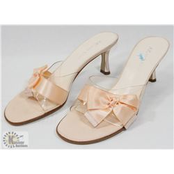 ANNE KLEIN SHOE SIZE 7.5