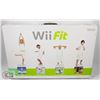 Image 1 : NINTENDO COMPLETE WII FIT