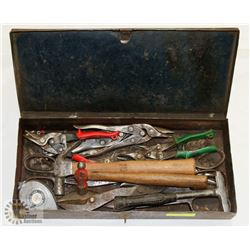 METAL BOX WITH SNIPS