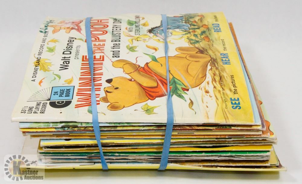 LOT OF VINTAGE DISNEY RECORDS+BOOKS