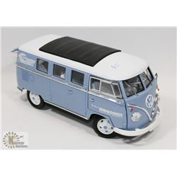 CUSTOM SURFBOARD 1962 VW BUS FROM HAWAII