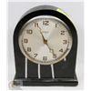 Image 1 : GILBERT 1807 WOOD MANTLE CLOCK
