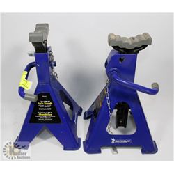 PAIR OF 2 TON AXLE STANDS