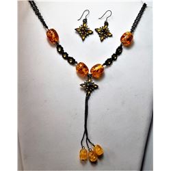 21)  BRONZE CHAIN AMBER & CRYSTAL