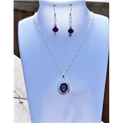 14)  PURPLE CRYSTAL PENDANT ON 18" CHAIN