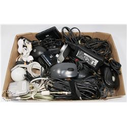 FLAT OF COMPUTER / LAPTOP ACCESSORIES, INCLUDES