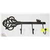 Image 1 : CAST IRON ANTIQUE KEY DESIGN WALL HOOKS, 15" WIDE