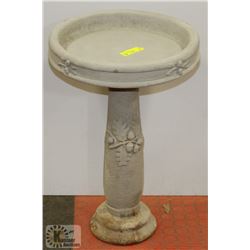 2 PIECE CONCRETE BIRD BATH 16 X 23