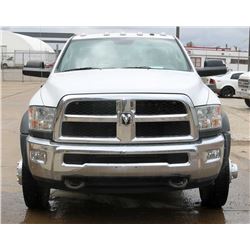 2015 DODGE TOW TRUCK 5500 SLT