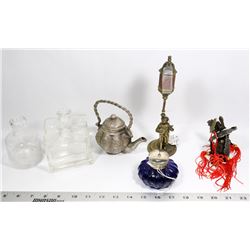 FLAT OF VINTAGE ORIENTAL COLLECTIBLES AND MORE.