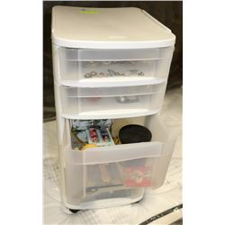 PLASTIC CONTAINER WITH CONTENTS