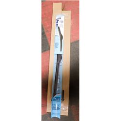 LOT OF 10 CLEAR PLUS 24" SIGNATURE SERIES WIPER