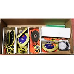 BOX OF ASSORTED SANDING/POLISHING/BUFFING DISCS